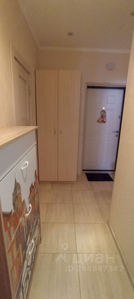 Продажа 1-комн квартиры на вторичном рынке Нахабино пгт, улица Панфилова, 29