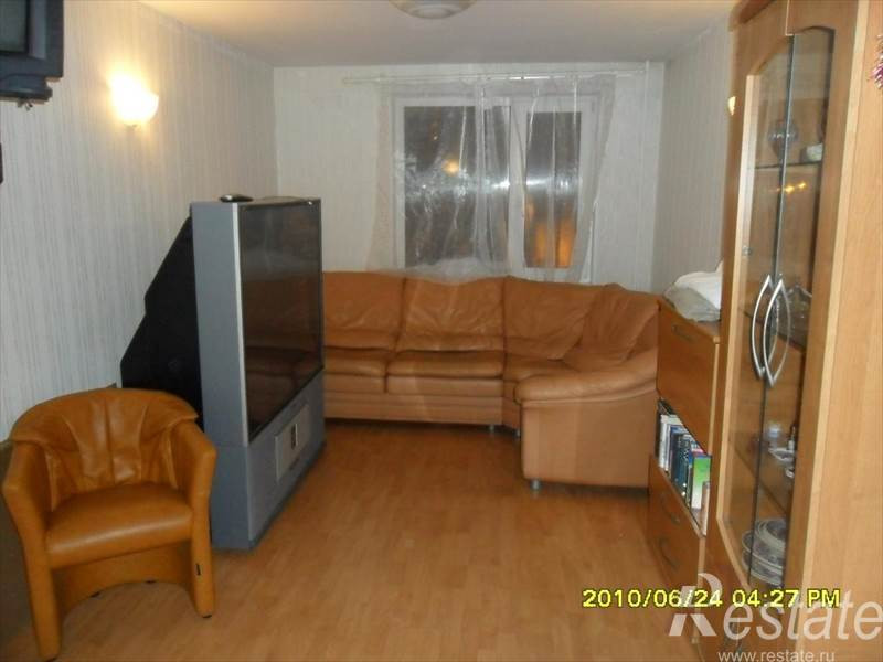 Продажа 3-комн квартиры на вторичном рынке Земский пер. ,  д. 11,  к. 2