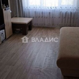 Продажа 2-комн квартиры на вторичном рынке Лесной, Школьная улица,  д. 14