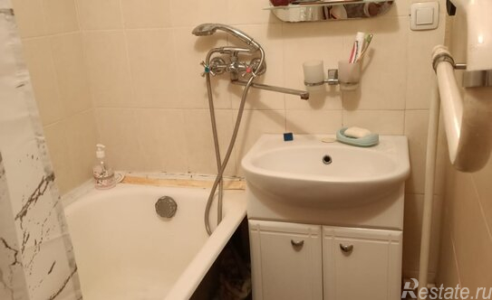 Продажа 3-комн квартиры на вторичном рынке Люберцы, ул 3-е почтовое отделение,  д. 35