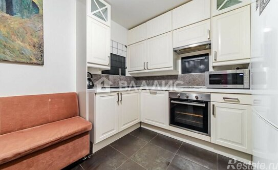 Продажа 1-комн квартиры на вторичном рынке Муринский 2-й пр-кт,  д. 22 литВ