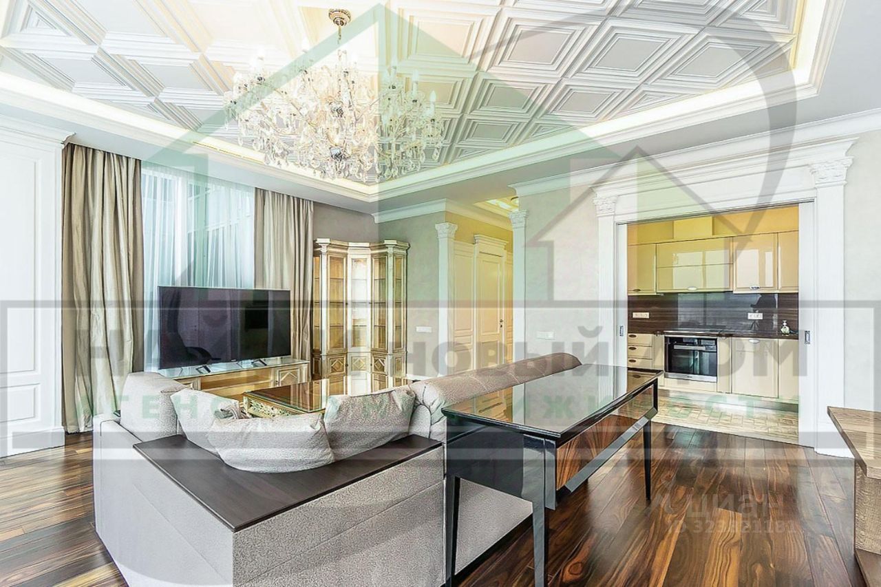 Продажа 4-комн квартиры на вторичном рынке Цветной бульвар, 2