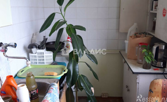 Продажа 3-комн квартиры на вторичном рынке Будапештская улица