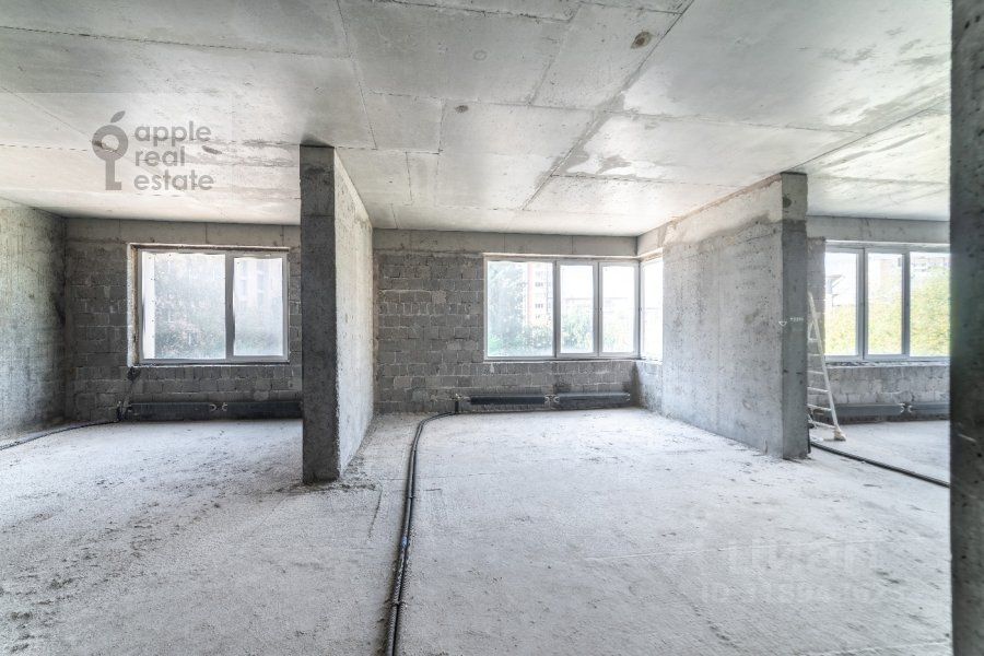 Продажа 5-комн квартиры на вторичном рынке улица Маршала Конева, 14