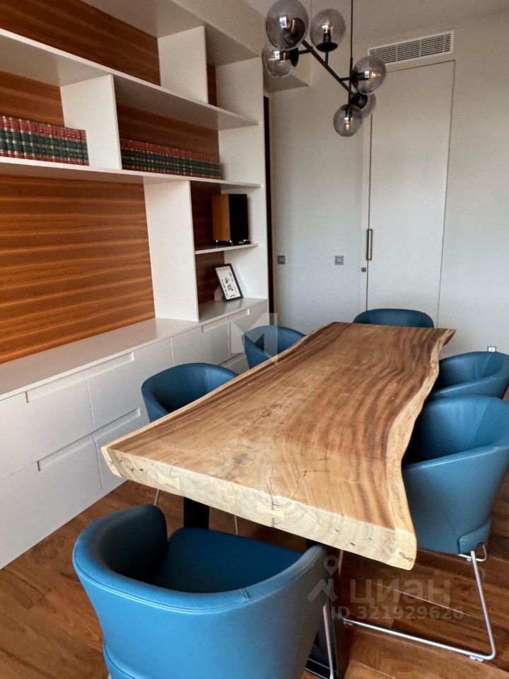 Продажа 2-комн квартиры на вторичном рынке улица Спиридоновка, 12