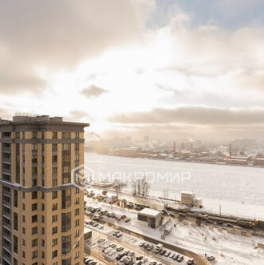 Продажа 1-комн квартиры на вторичном рынке Октябрьская наб,  д. 40