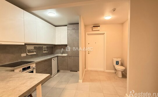 Продажа 3-комн квартиры на вторичном рынке улица Александры Монаховой,  д. 84 к4