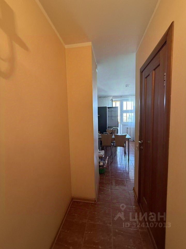 Продажа 3-комн квартиры на вторичном рынке улица Дмитрия Ульянова, 36