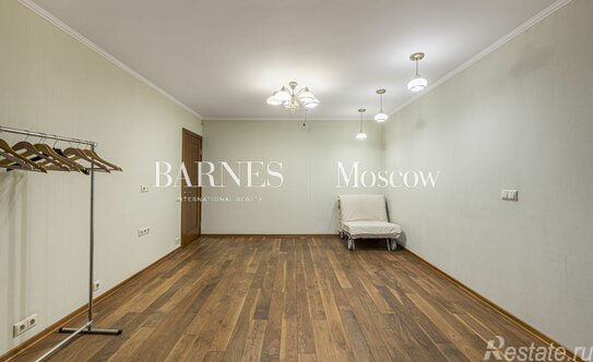 Продажа 4-комн квартиры на вторичном рынке Старопетровский проезд,  д. 12 к1