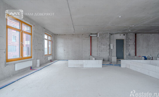 Продажа 4-комн квартиры на вторичном рынке Петровский пр-кт,  д. 11 к2