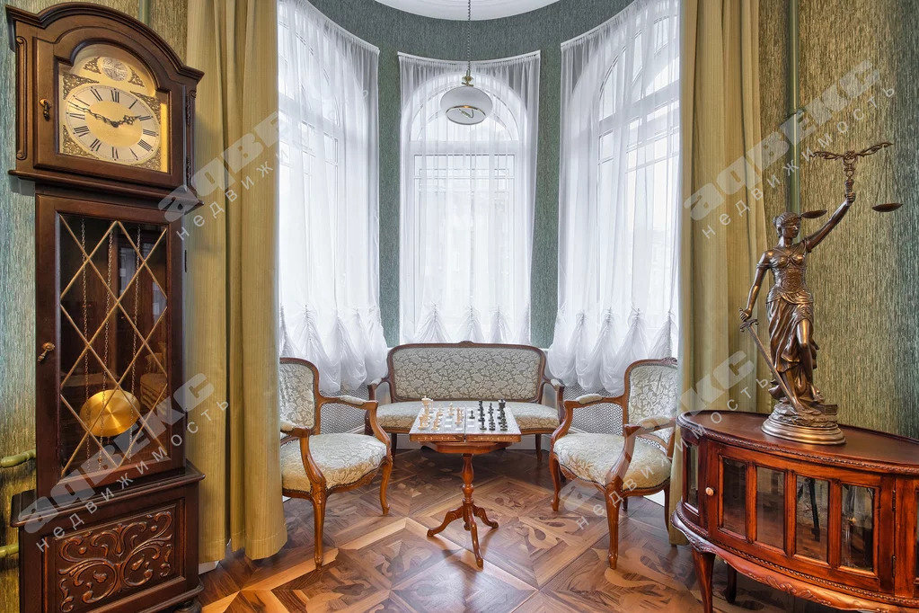 7-комн квартира ул. Восстания,  д. 32