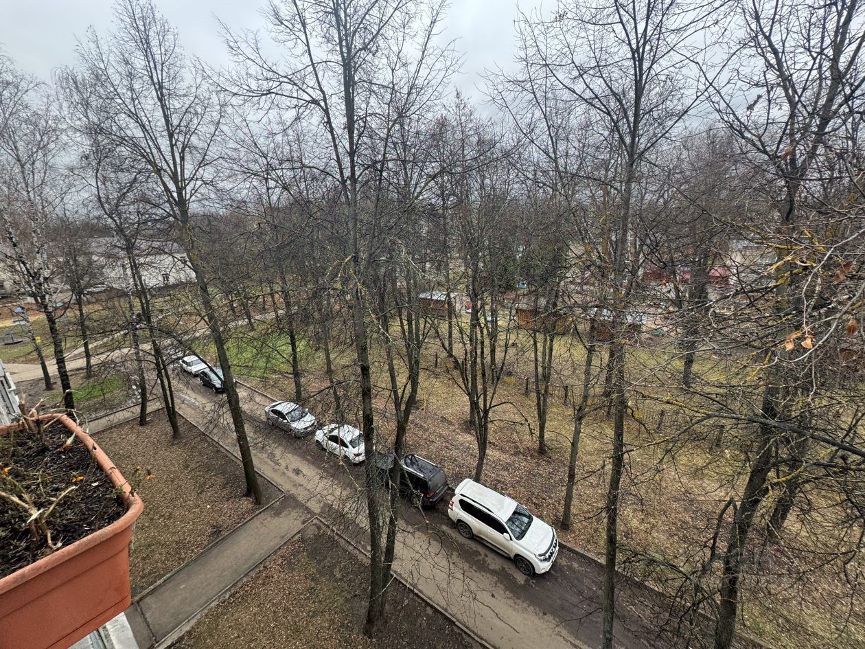 Продажа 2-комн квартиры на вторичном рынке Лопатинский мкр, улица Комсомольская,  д. 7А