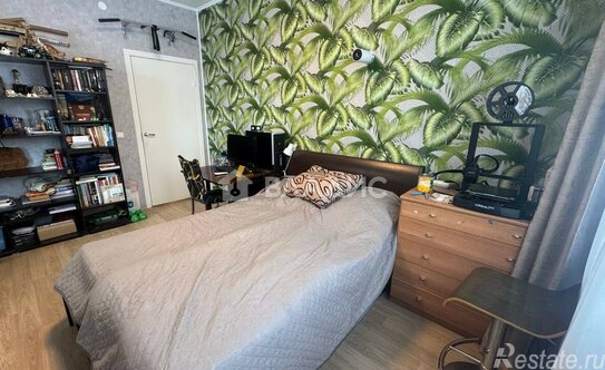 Продажа 2-комн квартиры на вторичном рынке Зенино, улица Камова,  д. 9 к3