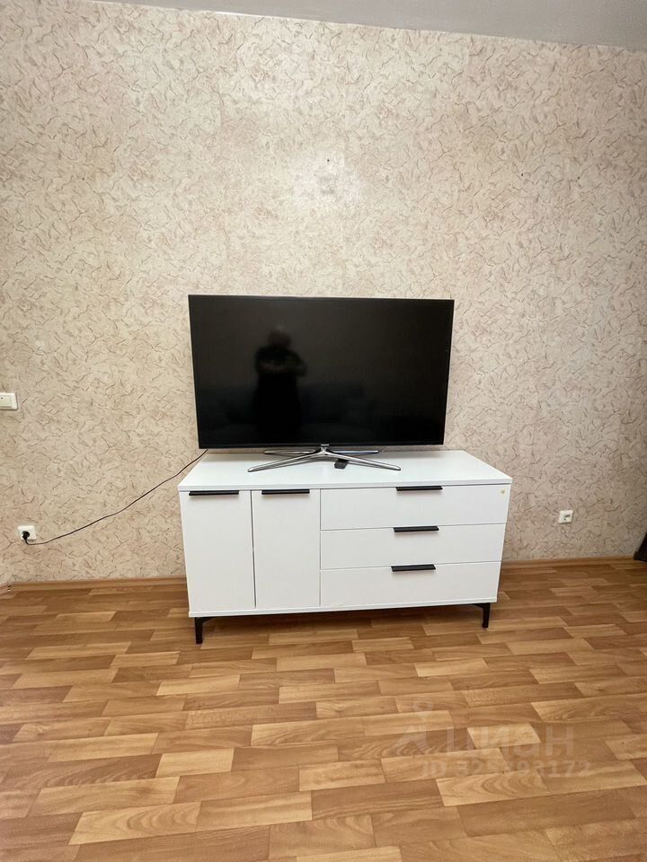 Аренда 3-комн квартиры на вторичном рынке Дунайский проспект, 55к1