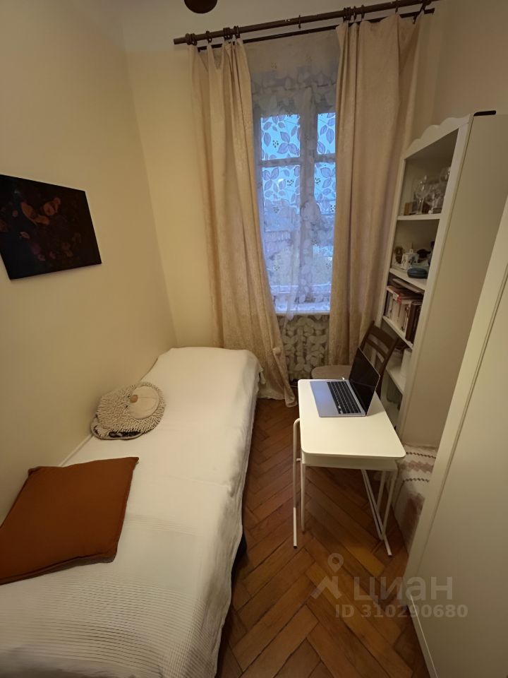 Продажа 2-комн квартиры на вторичном рынке Нижний Кисловский переулок, 8/2С2