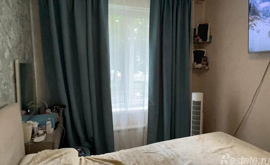 Продажа 2-комн квартиры на вторичном рынке Краснодарская улица,  д. 20/1