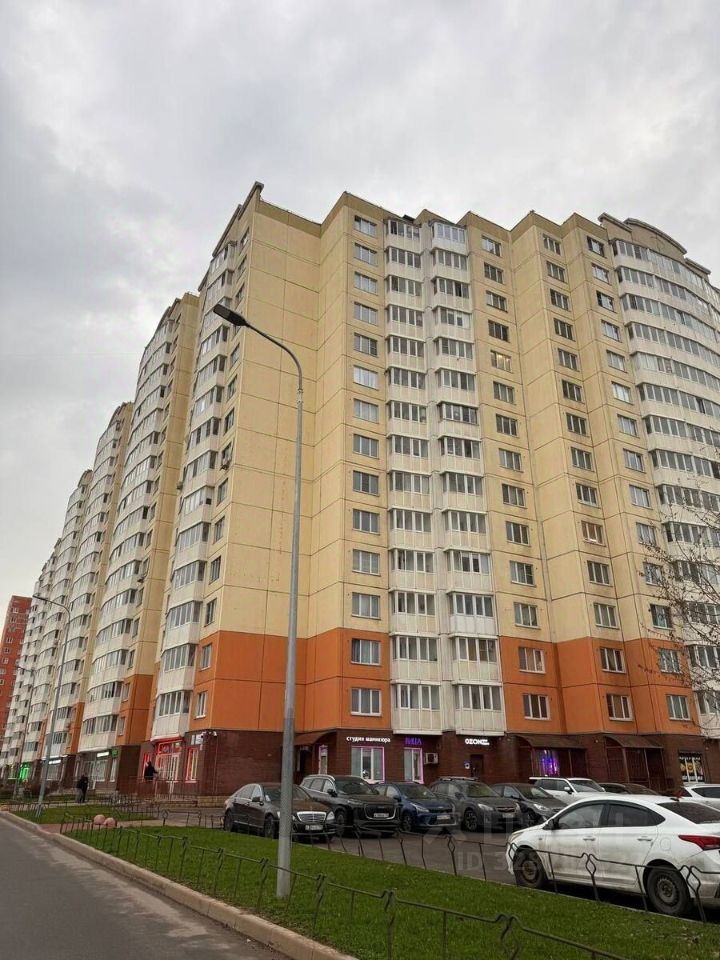 Продажа 1-комн квартиры на вторичном рынке улица Маршала Захарова, 62к1