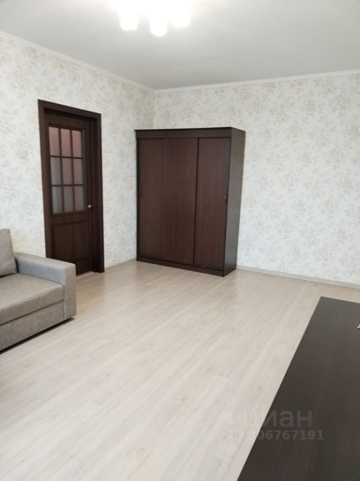 Аренда 1-комн квартиры на вторичном рынке улица Исаковского, 33К3