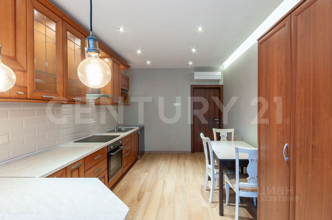 Продажа 3-комн квартиры на вторичном рынке улица Николо-Хованская, 22