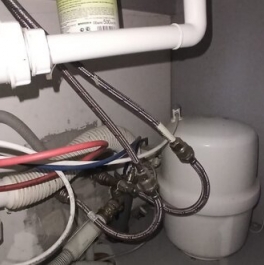 Продажа 4-комн квартиры на вторичном рынке Подольск, улица 50 лет ВЛКСМ,  д. 10