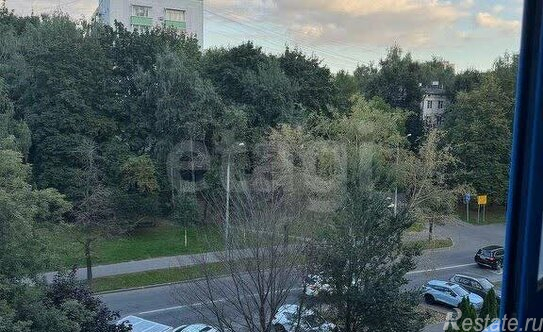 Продажа 2-комн квартиры на вторичном рынке Херсонская ул,  д. 43