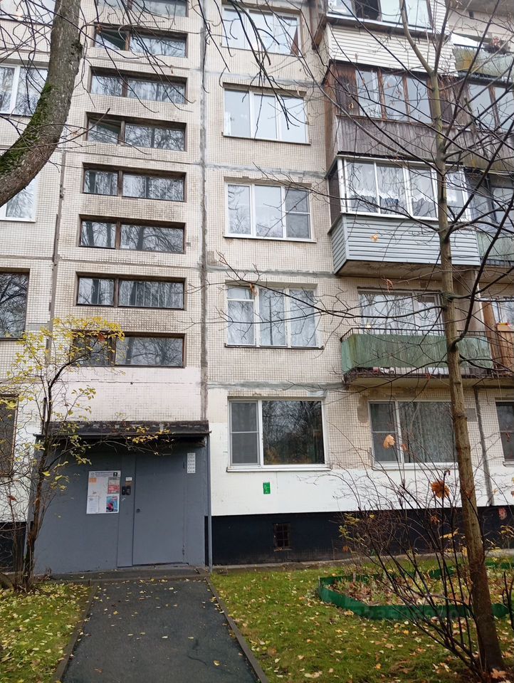 Продажа 2-комн квартиры на вторичном рынке улица Руставели, 6