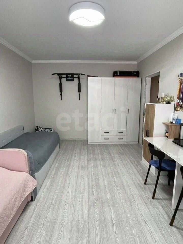 Продажа 2-комн квартиры на вторичном рынке улица Барышиха, 30