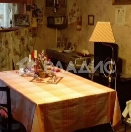 Продажа 2-комн квартиры на вторичном рынке ул Хамовнический Вал,  д. 24