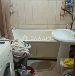 Продажа 3-комн квартиры на вторичном рынке ул Бутлерова,  д. 4