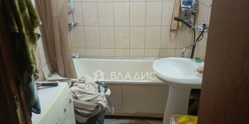 3-комн квартира ул Бутлерова,  д. 4