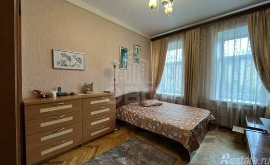 Продажа 3-комн квартиры на вторичном рынке ул Парголовская,  д. 12б