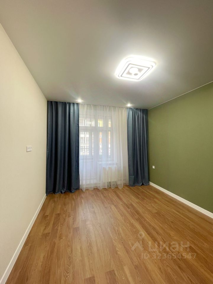 Продажа 3-комн квартиры на вторичном рынке Город-событие мкр, с. Лайково, 17