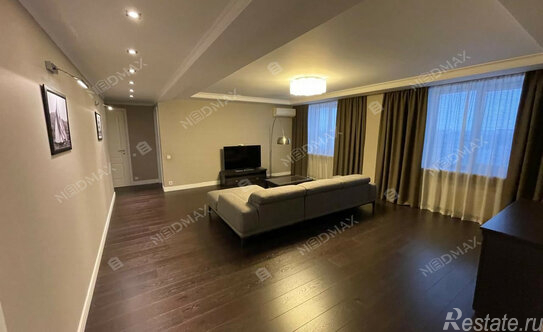 Аренда 3-комн квартиры на вторичном рынке ул Мебельная,  д. 47,  к. 1