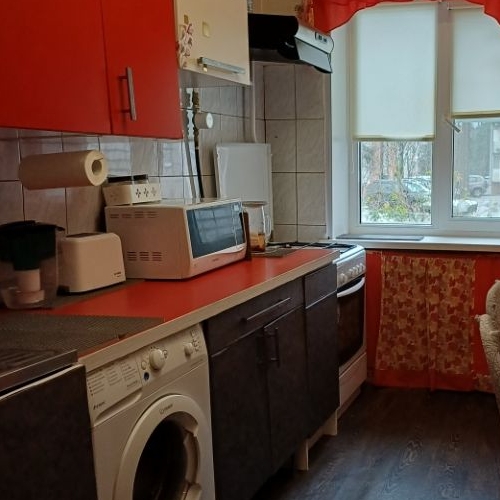 3-комн квартира пос. Ильичево, улица Парковая, 8