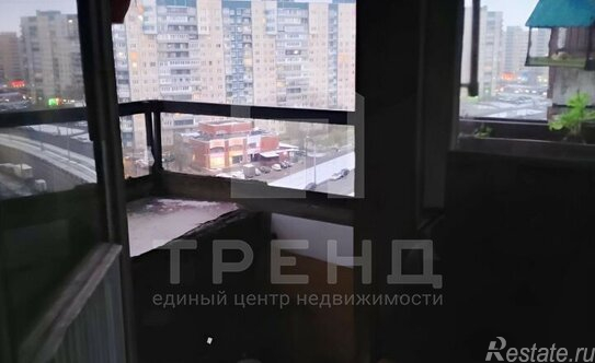 Продажа 2-комн квартиры на вторичном рынке Наставников пр-кт,  д. 28,  к. 1