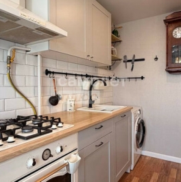 Продажа 1-комн квартиры на вторичном рынке улица Шверника,  д. 13 к4