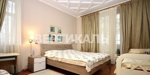 4-комн квартира ул Климашкина,  д. 16