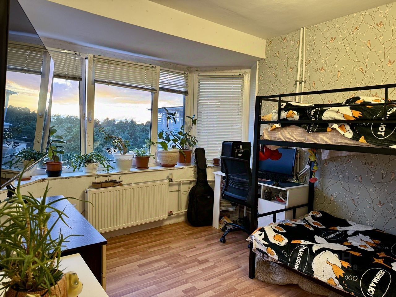 Продажа 2-комн квартиры на вторичном рынке Сестрорецк, улица Токарева, 15