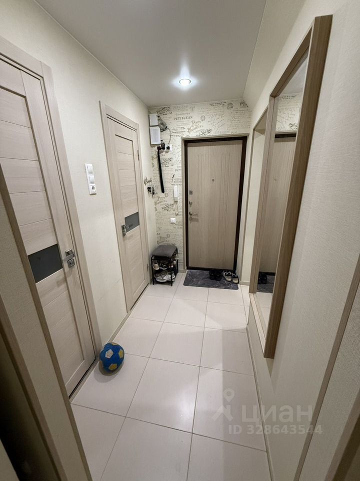 Продажа 3-комн квартиры на вторичном рынке Наличная улица, 36К3