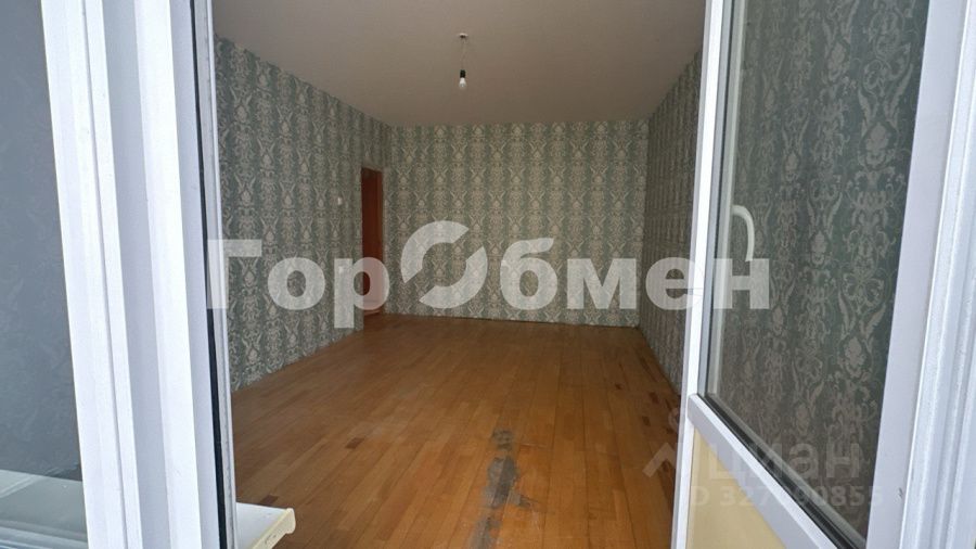 Продажа 3-комн квартиры на вторичном рынке улица Маршала Савицкого,  д. 6к3