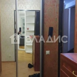 Продажа 1-комн квартиры на вторичном рынке Русаковская улица,  д. 27