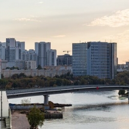 Продажа 3-комн квартиры на вторичном рынке проспект Лихачёва,  д. 10 к2