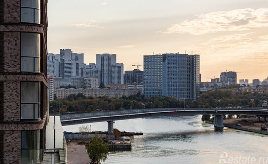 Продажа 3-комн квартиры на вторичном рынке проспект Лихачёва,  д. 10 к2