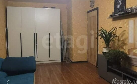 Продажа 2-комн квартиры на вторичном рынке Светлановский пр-кт,  д. 29