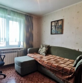 Продажа 2-комн квартиры на вторичном рынке Луга, пр-кт Урицкого,  д. 101