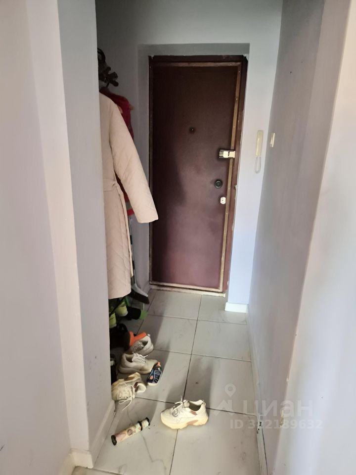 Продажа 2-комн квартиры на вторичном рынке проспект Ветеранов, 149