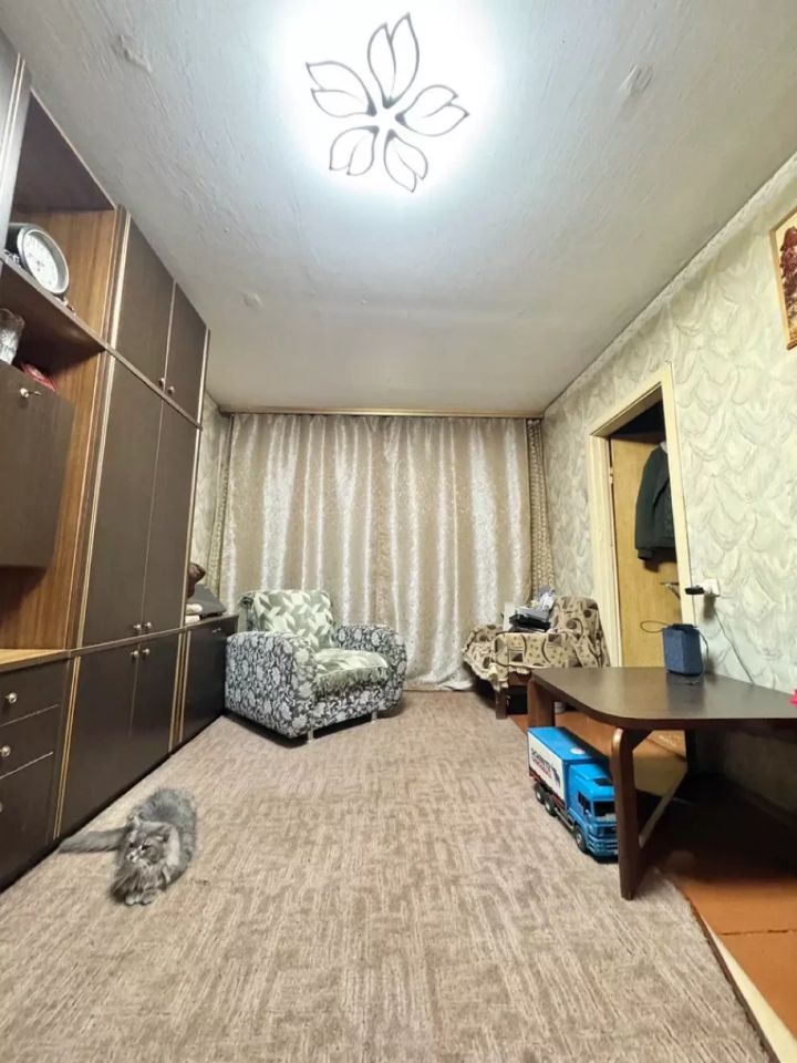 Продажа 4-комн квартиры на вторичном рынке Подольск, улица Филиппова, 4