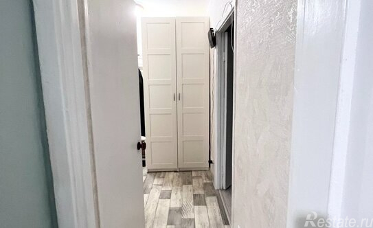 Продажа 1-комн квартиры на вторичном рынке Севастопольский проспект,  д. 39