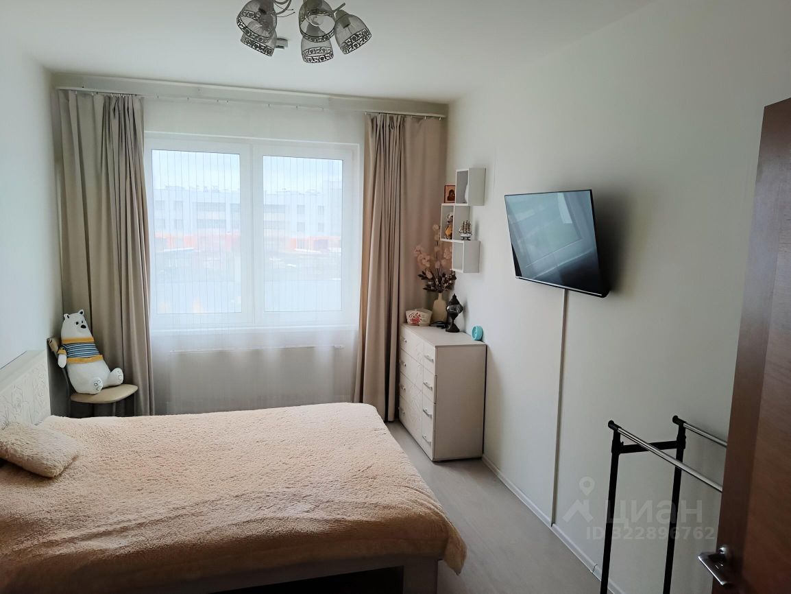 Продажа 2-комн квартиры на вторичном рынке улица Лидии Зверевой, 3к3