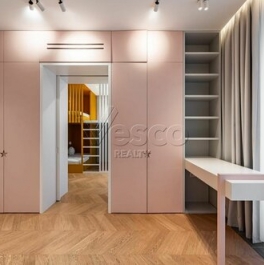 Продажа 4-комн квартиры на вторичном рынке улица Льва Толстого,  д. 23 к1